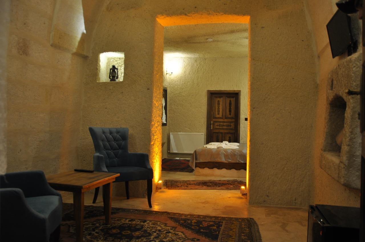 Cavusin Cave House-Cappadocia Bed & Breakfast Goreme Exterior photo